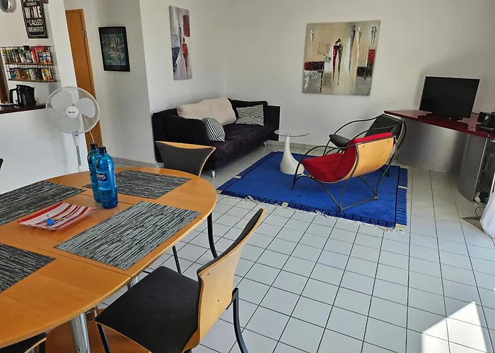 Komfortables 3-Zimmer Apartment In Schwetzingen Zwischen Mannheim Und Heidelberg